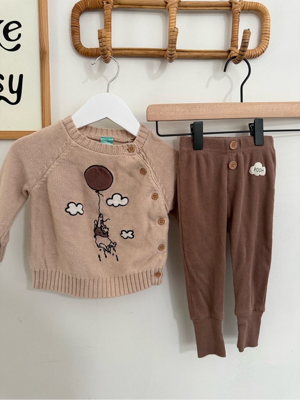 Disney Baby - Winnie the Pooh 6-9m - knitted outfit